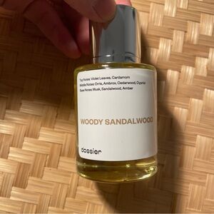 Dossier Woody Sandalwood Fragrance
